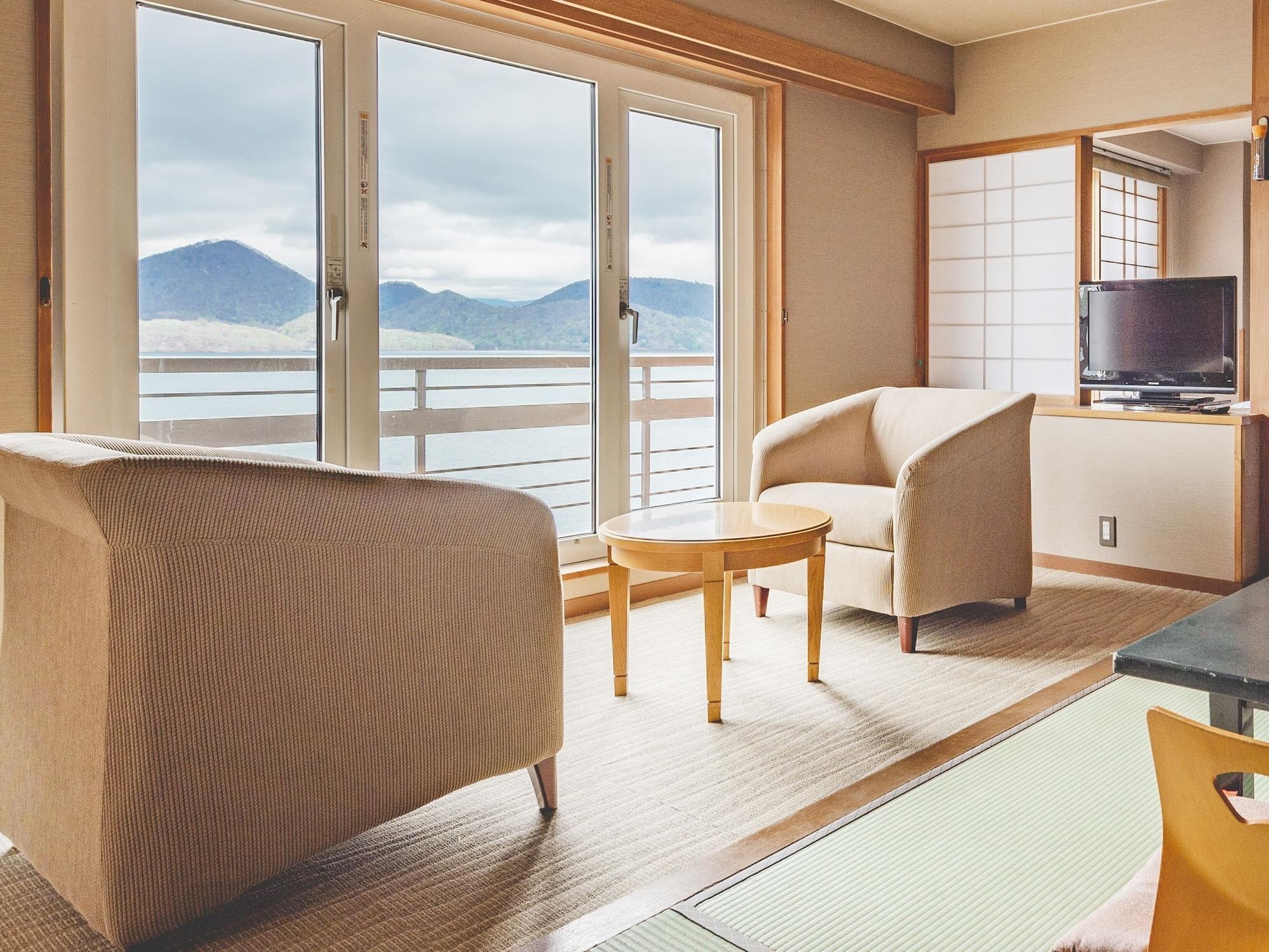 Toyako Manseikaku Hotel Lakeside Terrace Buitenkant foto