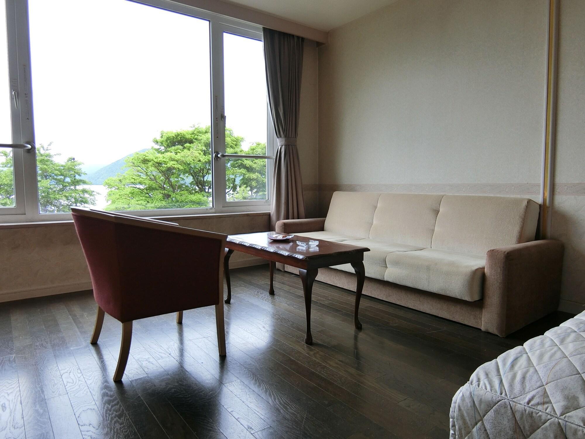 Toyako Manseikaku Hotel Lakeside Terrace Buitenkant foto