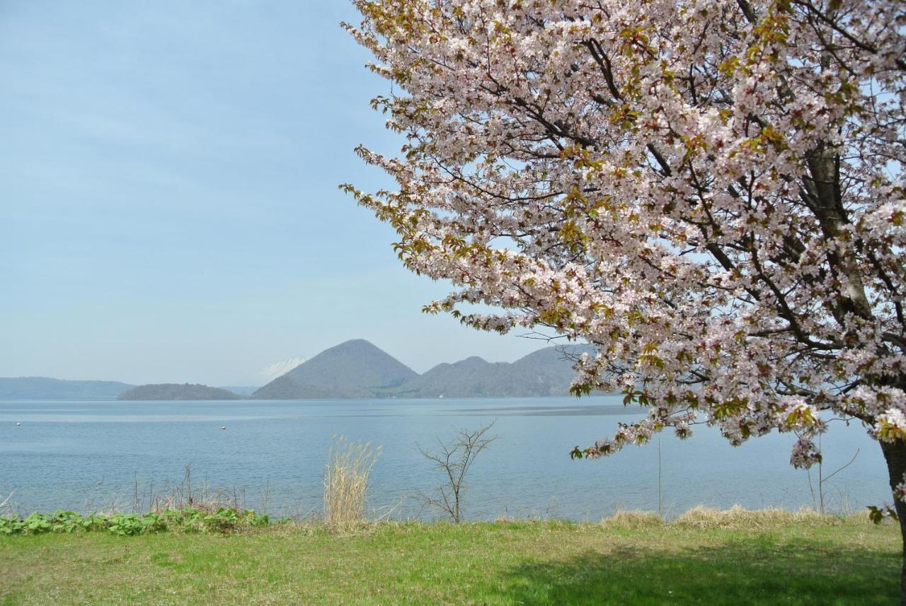 Toyako Manseikaku Hotel Lakeside Terrace Buitenkant foto